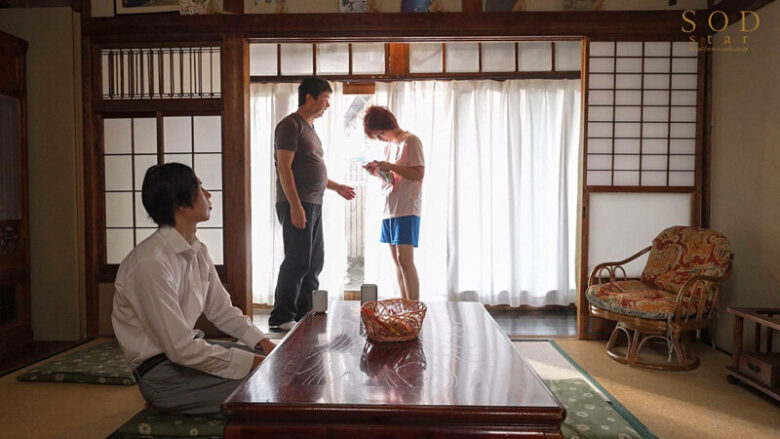 突然、弟が数年ぶりに帰省した。実家暮らしの私は三十路なのに未だ家事手伝い(ニート)で恥ずかしかった。 アラサー喪女ニート 隠れエロ尻の姉(30) 紗倉まな 【AV debut 12周年記念 特典映像付き】 3枚目