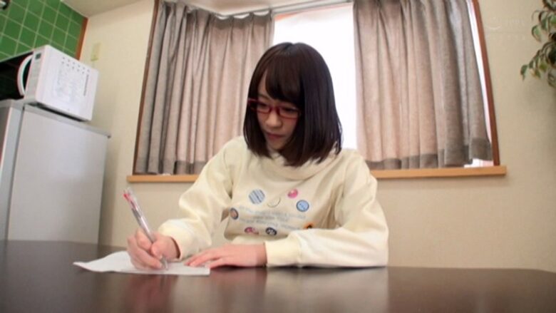 地味でオタクなメガネ女子が来たので面接からの流れでAV撮ってみた件5 ゆうは 1枚目