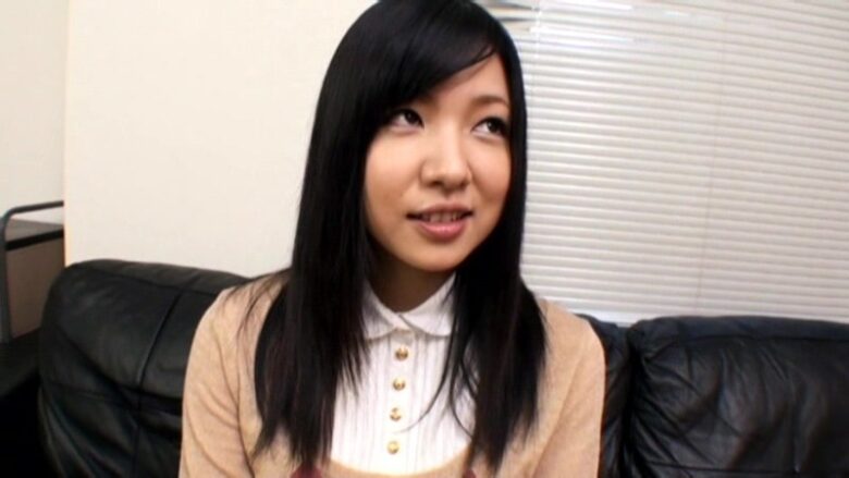 『高偏差値大学に通う地味で真面目そうな眼鏡女子ほど、実は超エロいって本当?』試しに声を掛けてみたら…、敏感過ぎて痙攣しながら潮吹きまくりでイキ果てちゃいました…。 2 1枚目